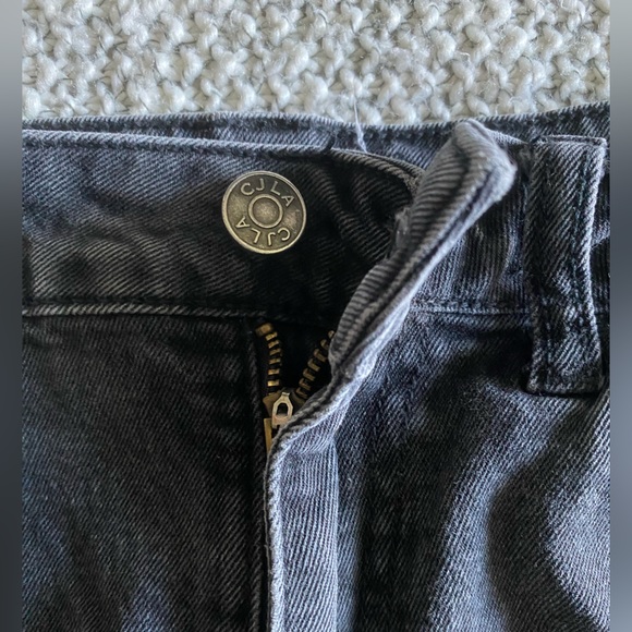 Carly Jean Los Angeles Cropped Black Jeans - Picture 6 of 6